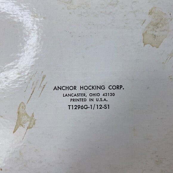 Anchor Hocking Fairfield Glass 10" Egg Oyster Plate Vintage - Picture 11 of 11